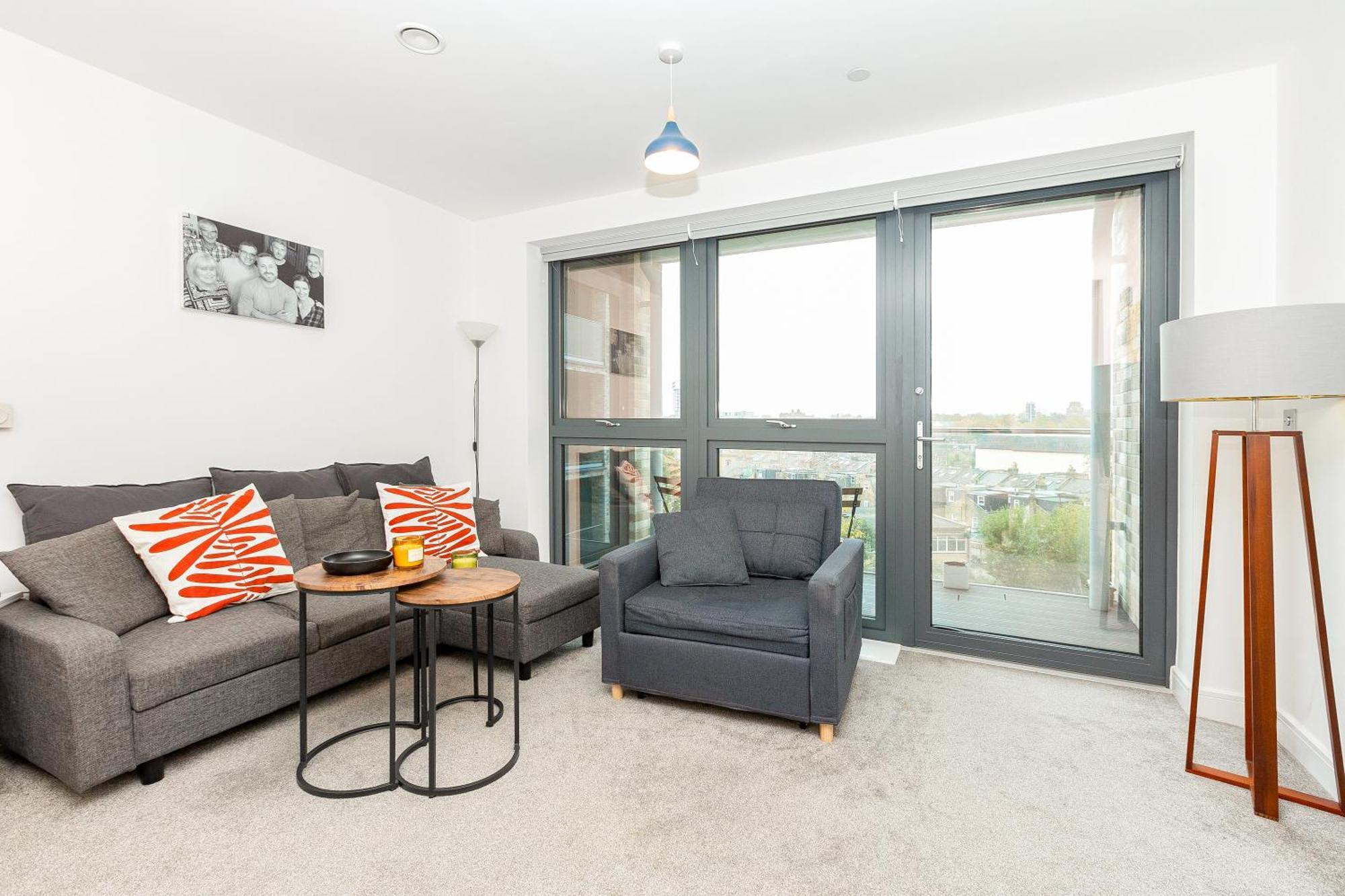 Modern 1Br With Balcony & City View, Wandsworth London Exterior photo
